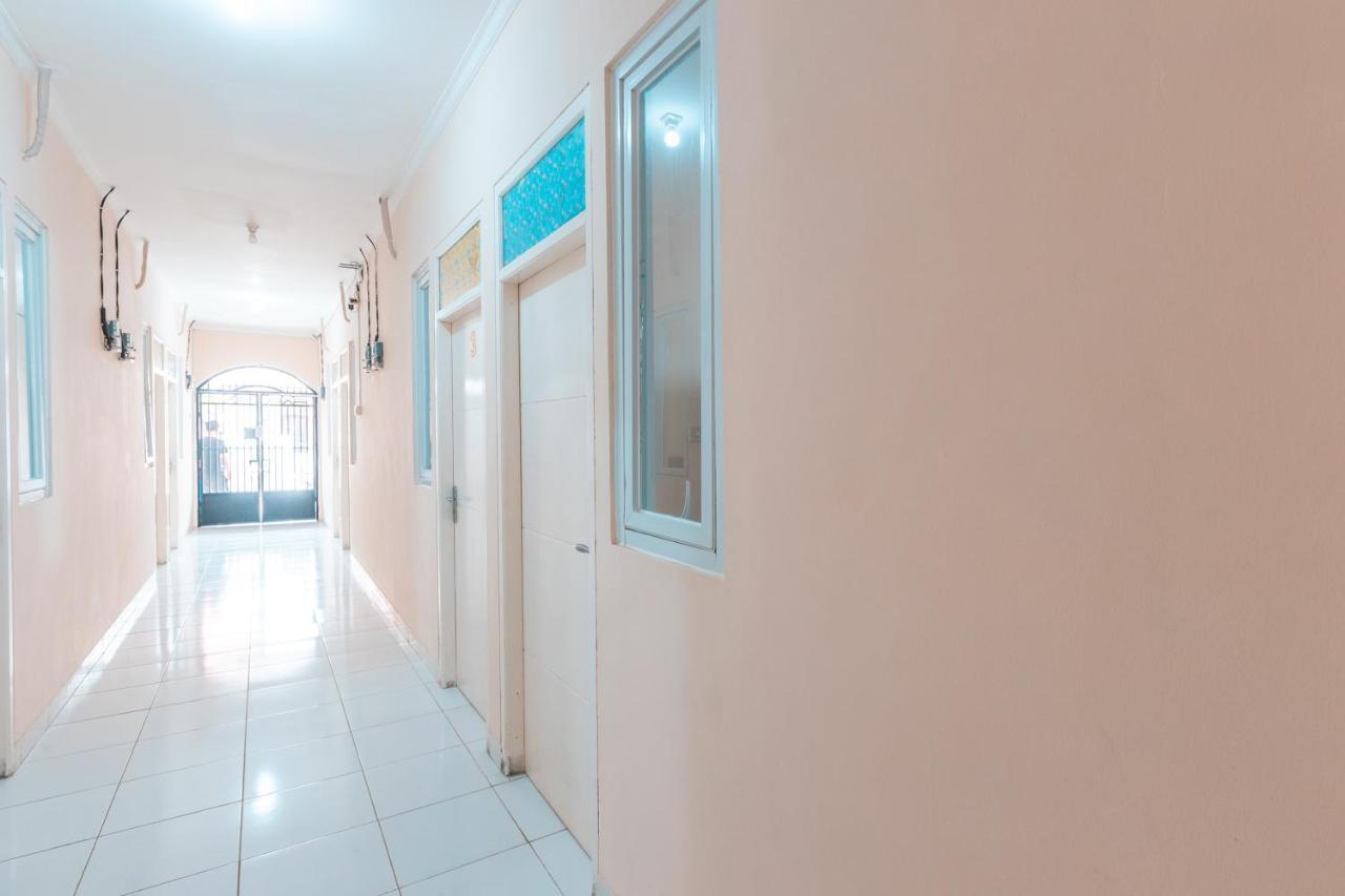 Oyo 1841 Kathyrn Hotel Depok